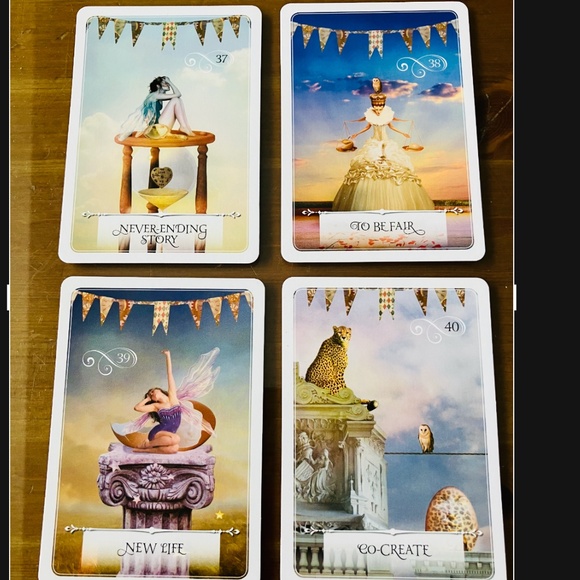 Wisdom of the Oracle Cards - Picture 14 of 16